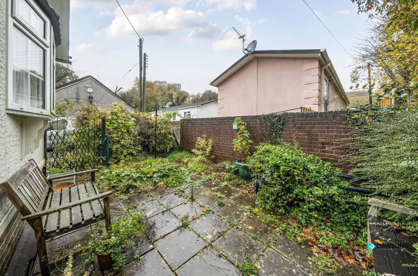 Mill Gardens, Blackpill, Swansea, SA3 5AY